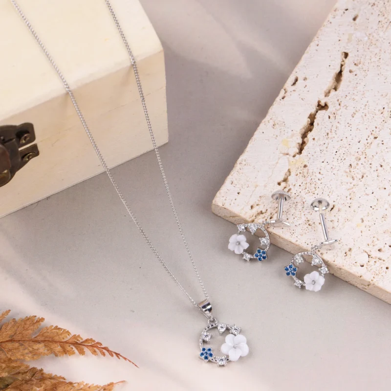 The Floral Wreath Dainty Set (Silver)