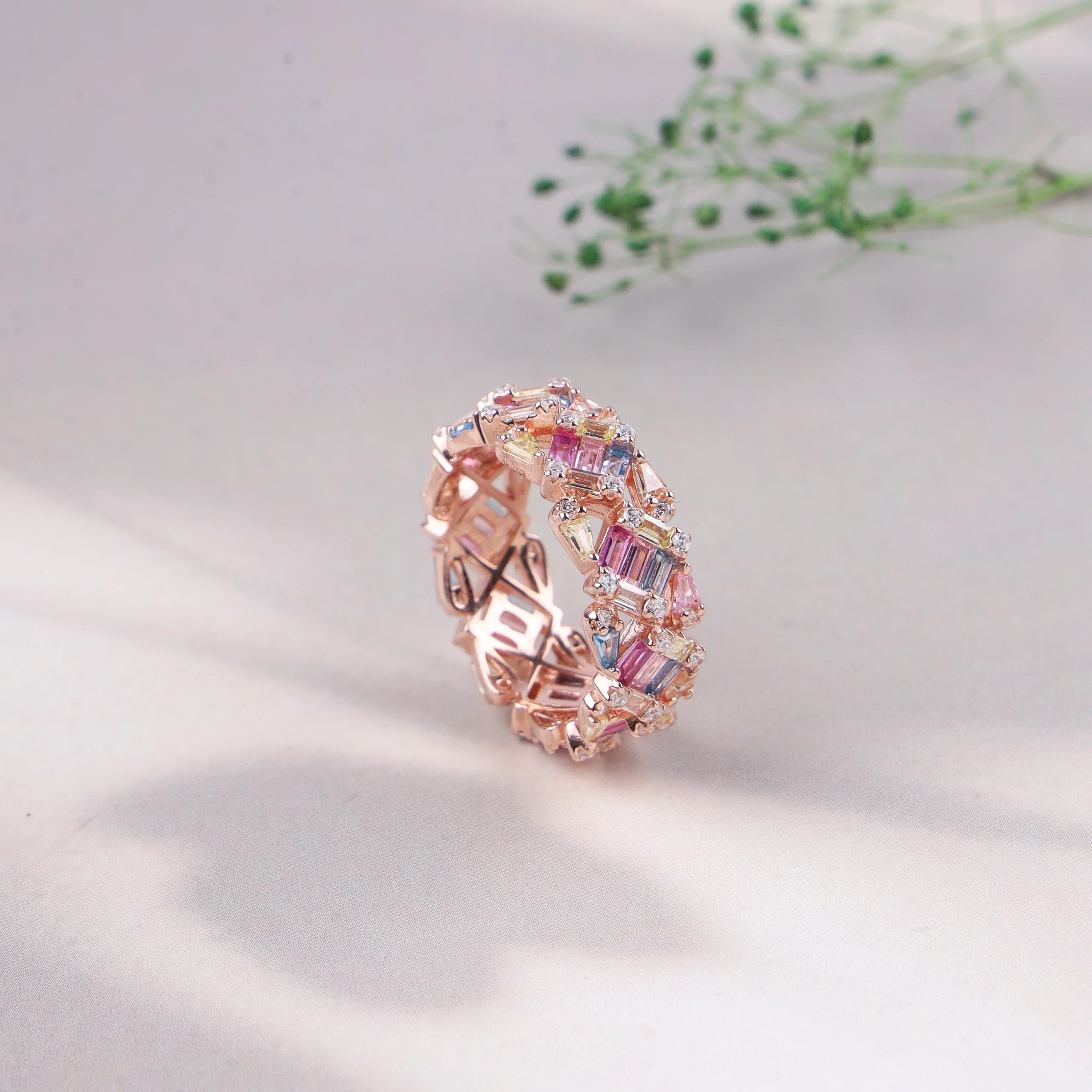 The Blushing Prism Band (Rose Gold)