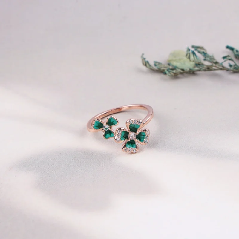 Clover Charm Rose Gold Ring