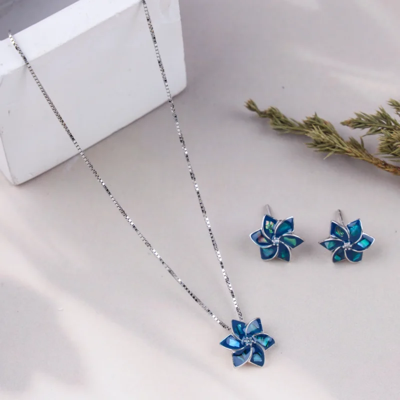 The Lapis Bloom Dainty Set (Silver)