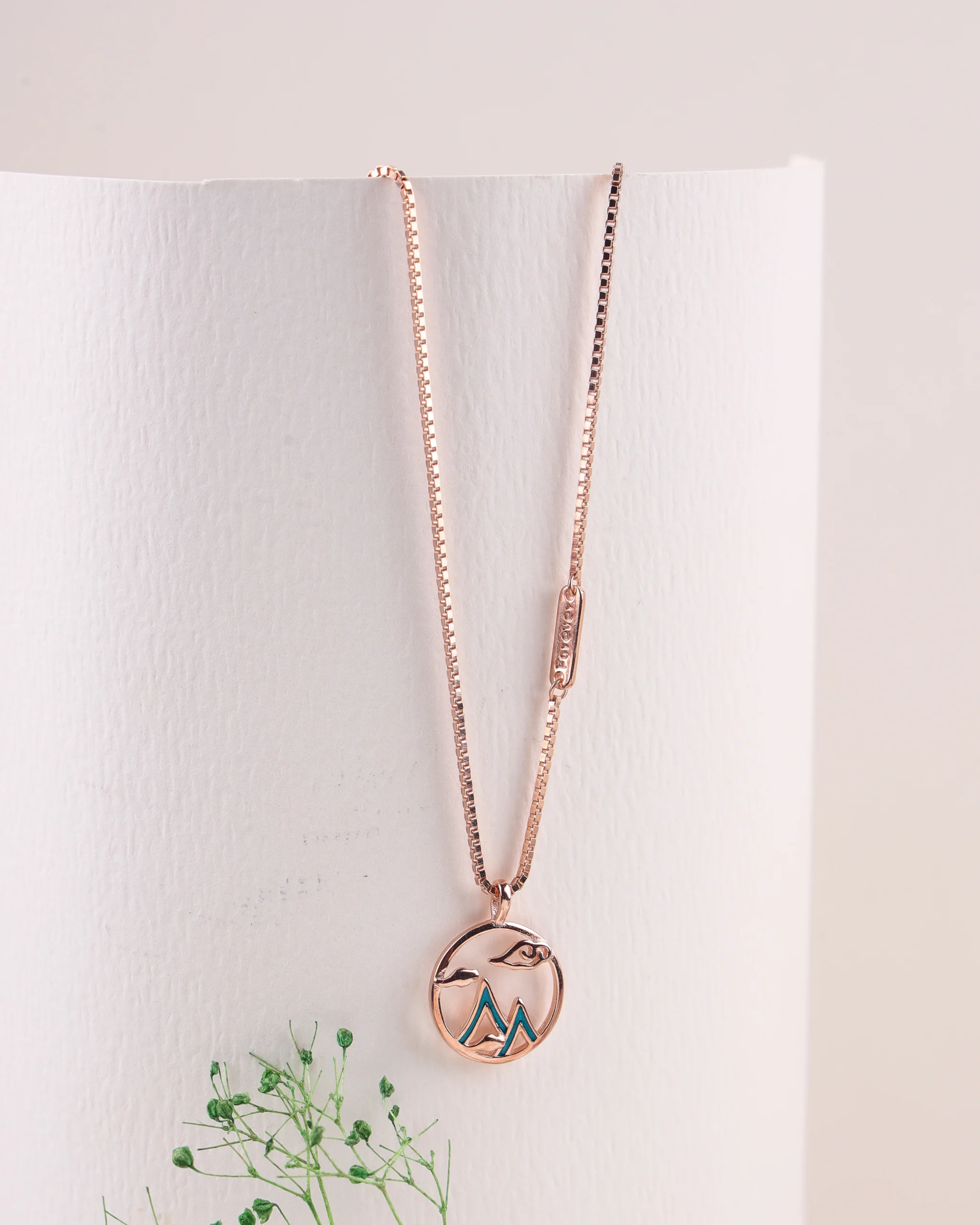 Adventure Necklace (Rose Gold)