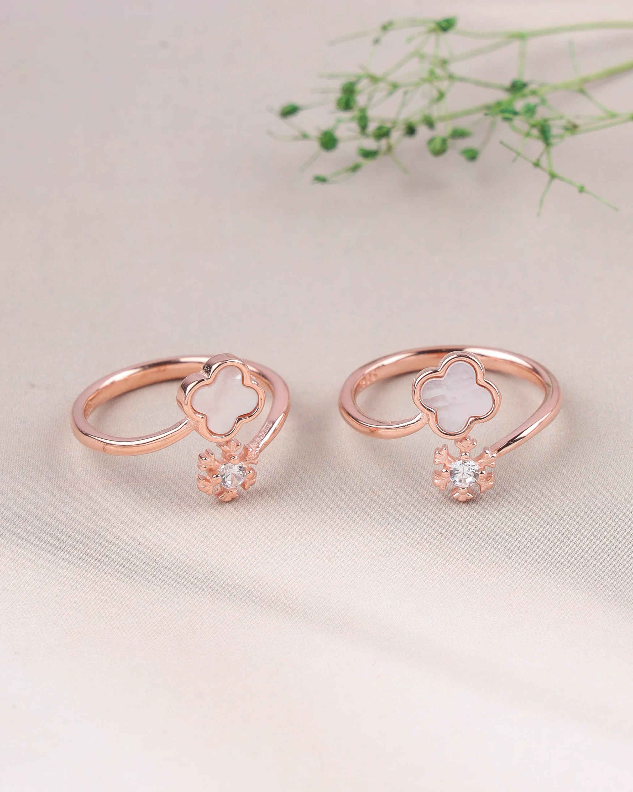 Blush Glow Toe Ring