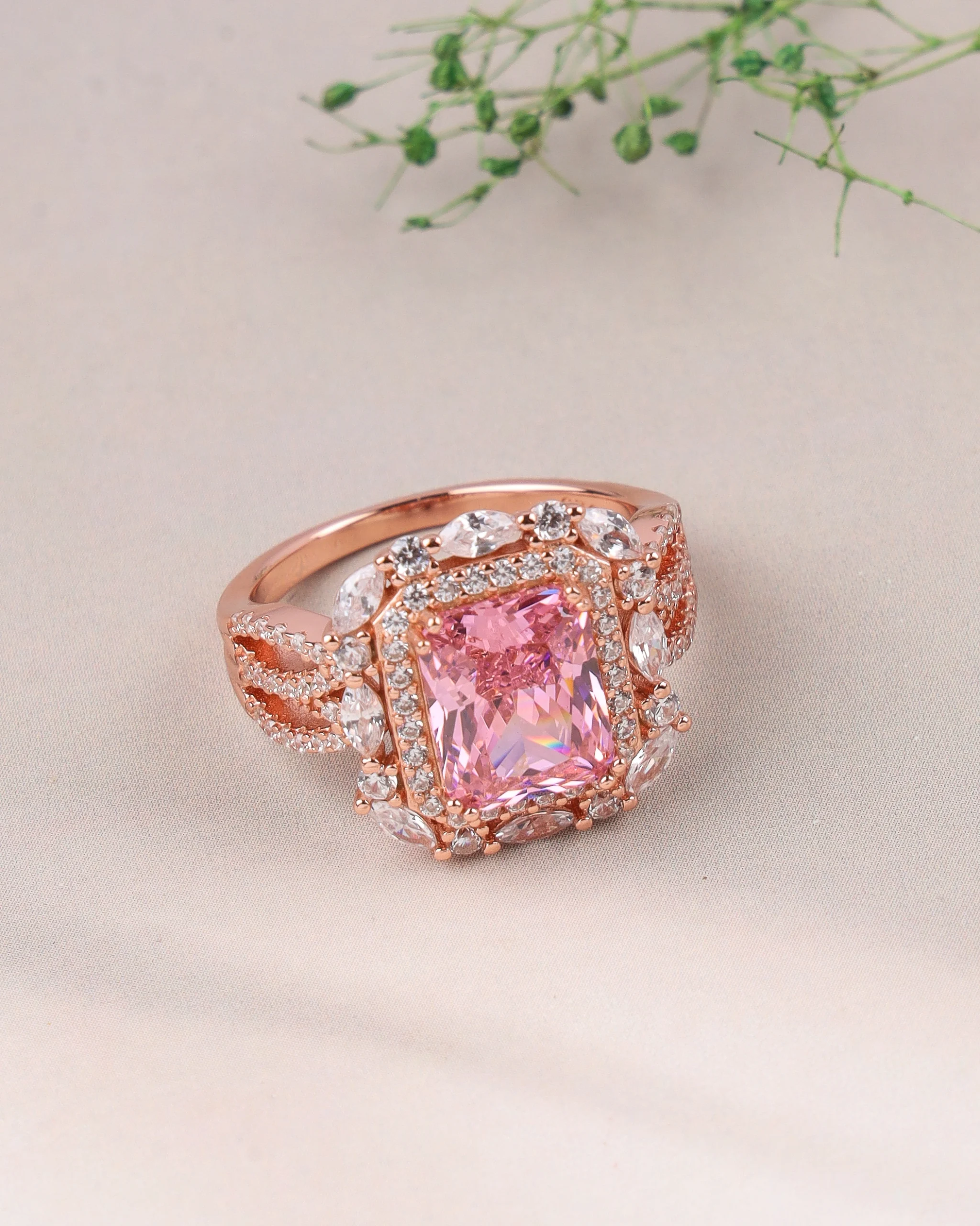 Pink Empress Halo Ring (Rose Gold)