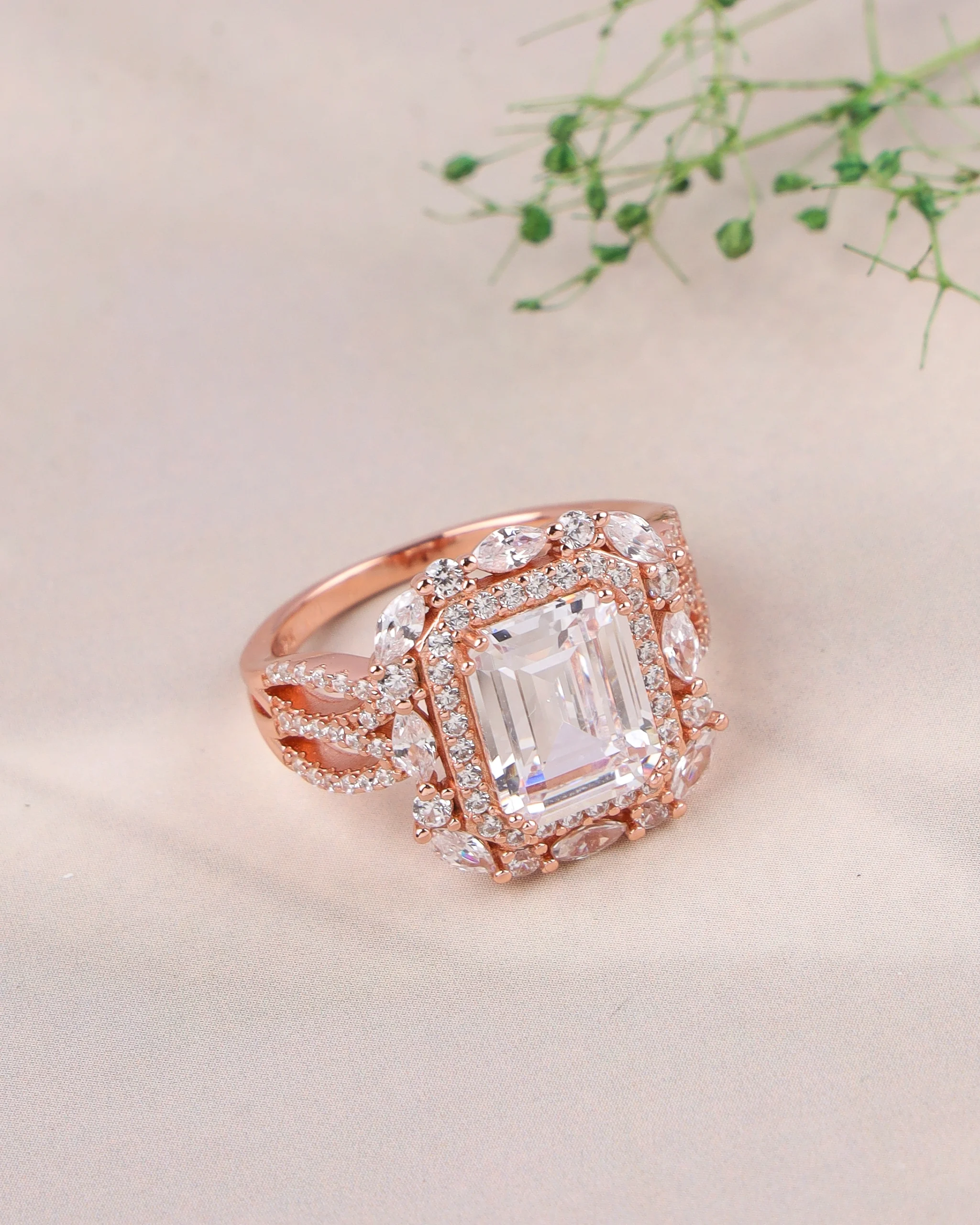 The Grand Empress Cocktail Ring (Rose Gold)