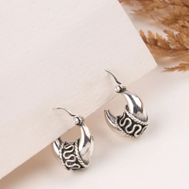 Triple Crescent Kaju Baali (Silver)