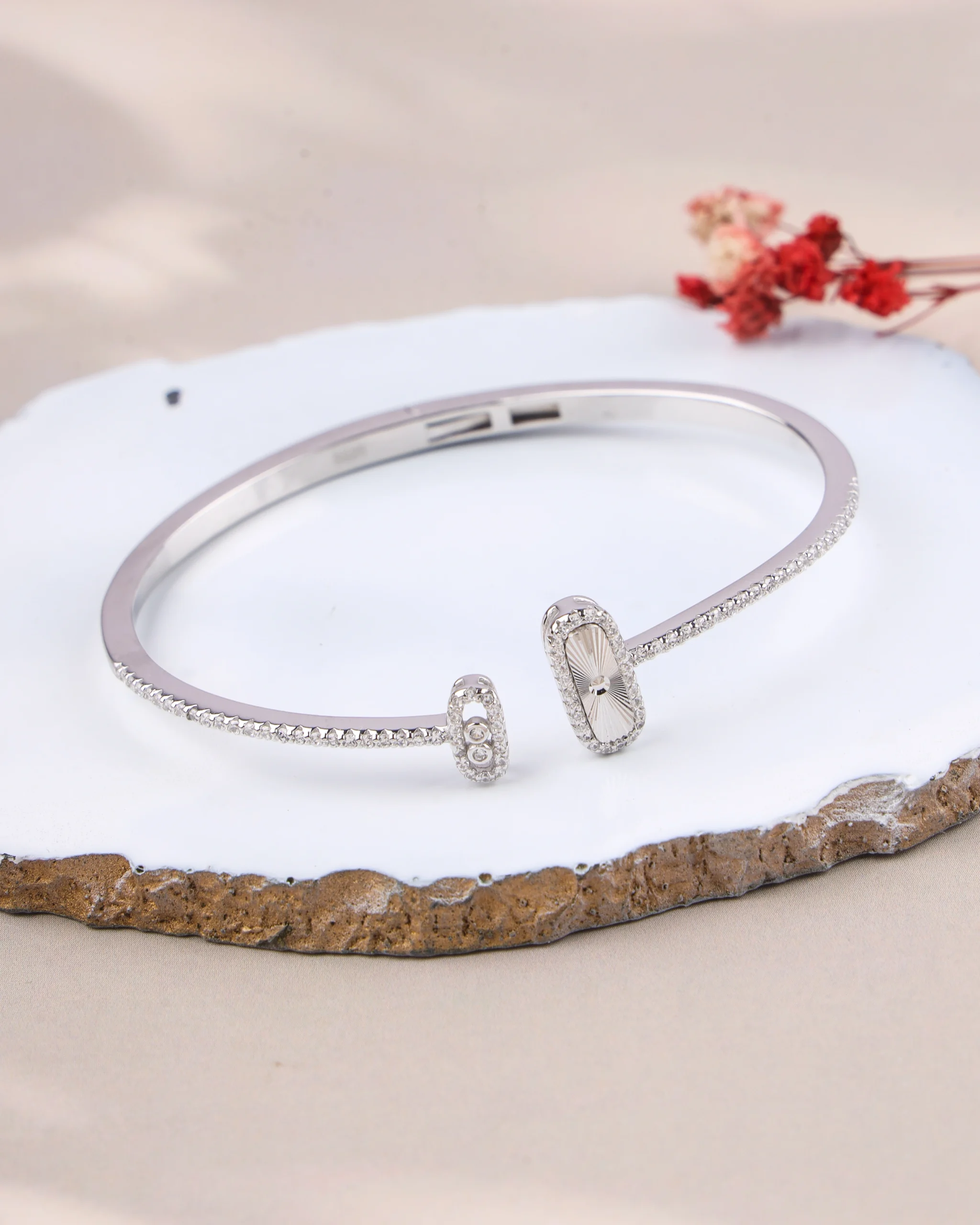 Pavé Bar & Pod Cuff (Silver)