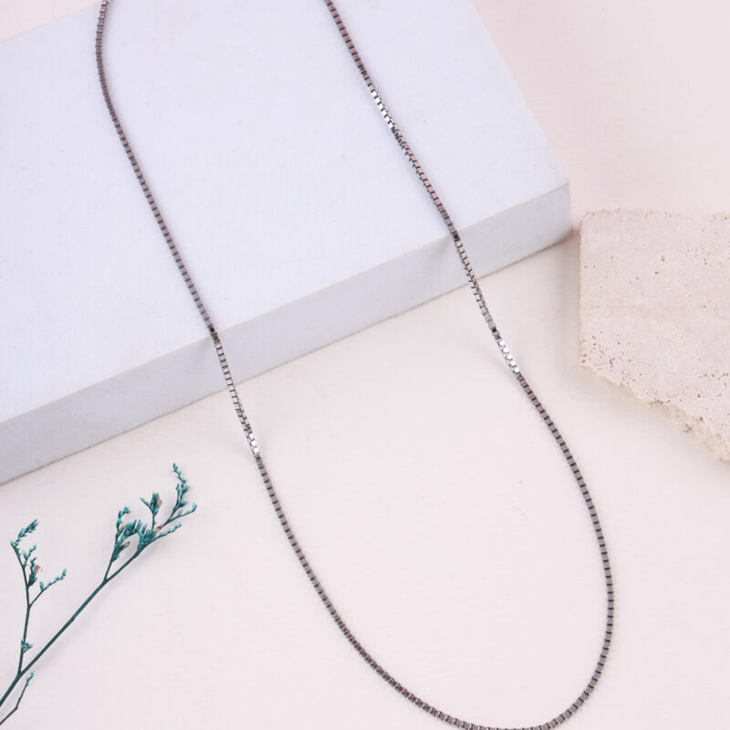 The Essential Silver Box Chain